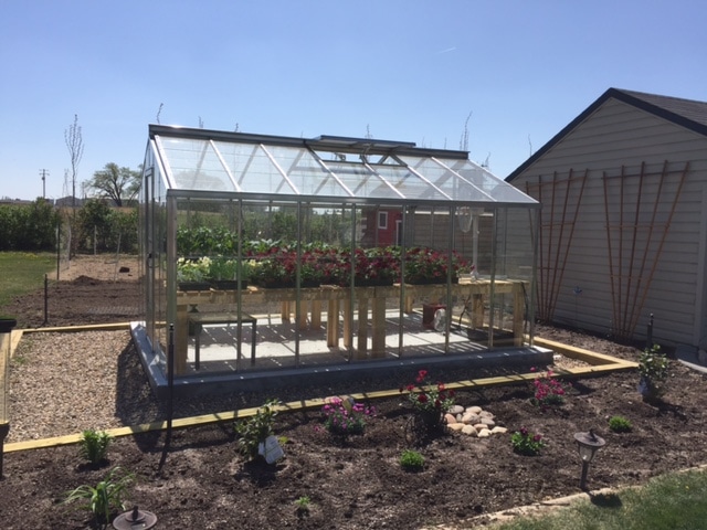 Cross country greenhouse from the 1970's (side view))